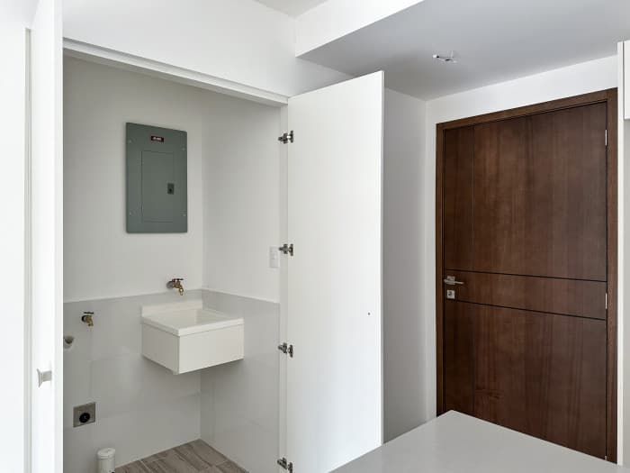 Apartamento en venta en Zona 10 cerca de La Estación - foto 4