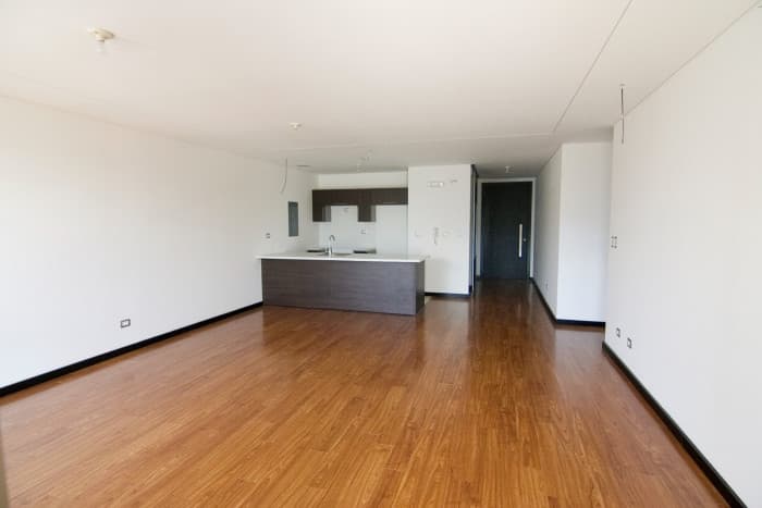 Apartamento de 2 dormitorios en alquiler en zona 14 - foto 2