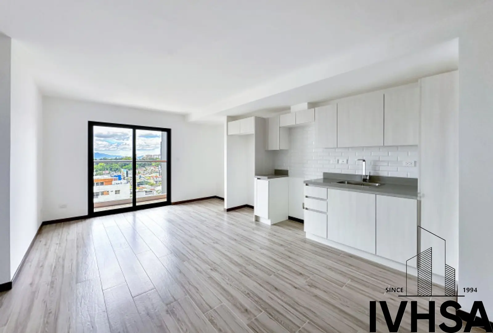 Apartamento en Zona 10 - foto 1