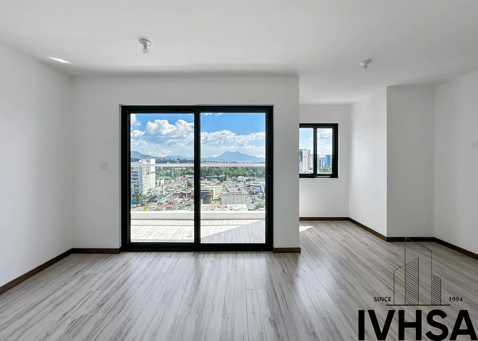 Apartamento de 1 dormitorio en venta en zona 10 - foto 1