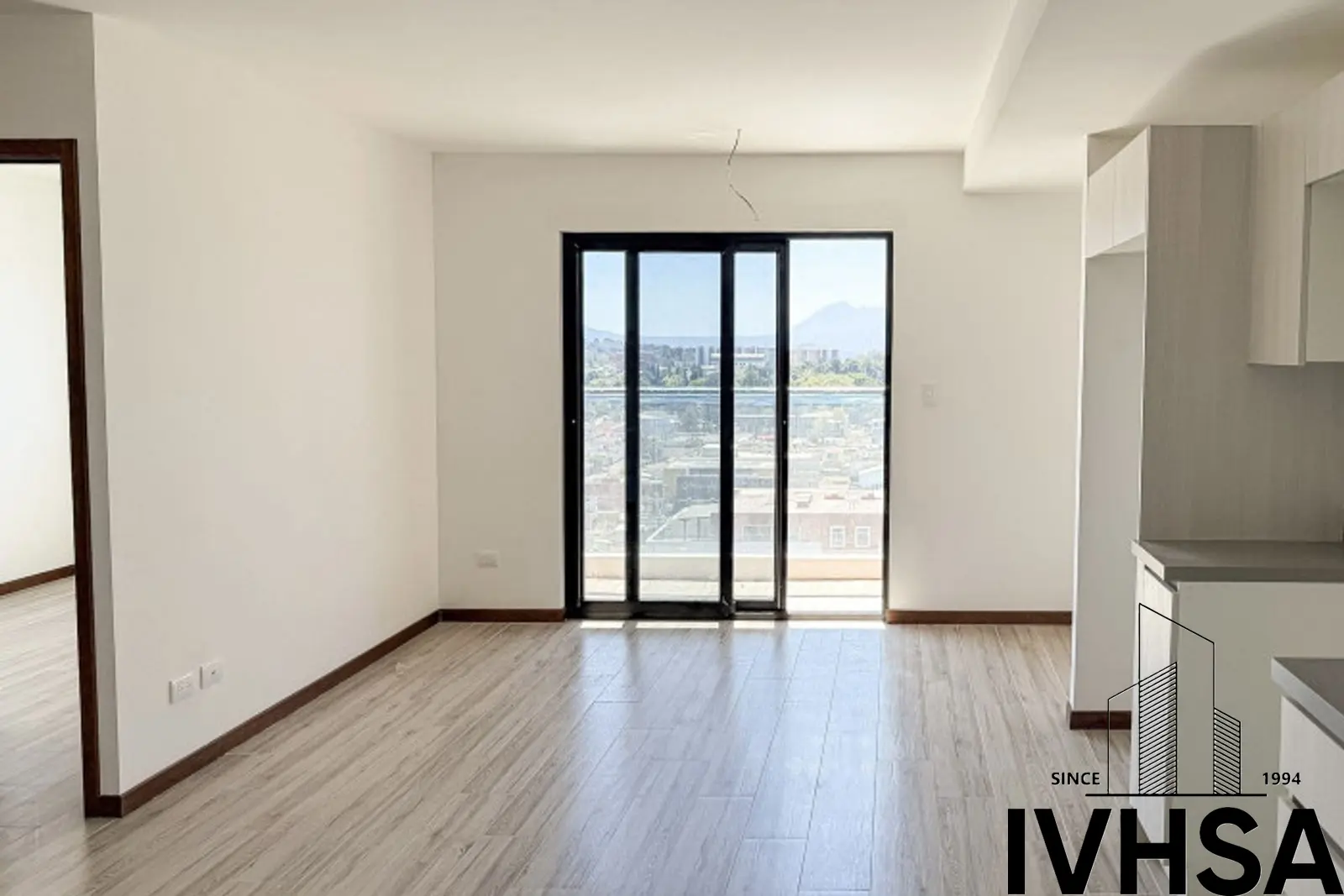 Apartamento de dos dormitorios en venta en zona 10 - foto 1