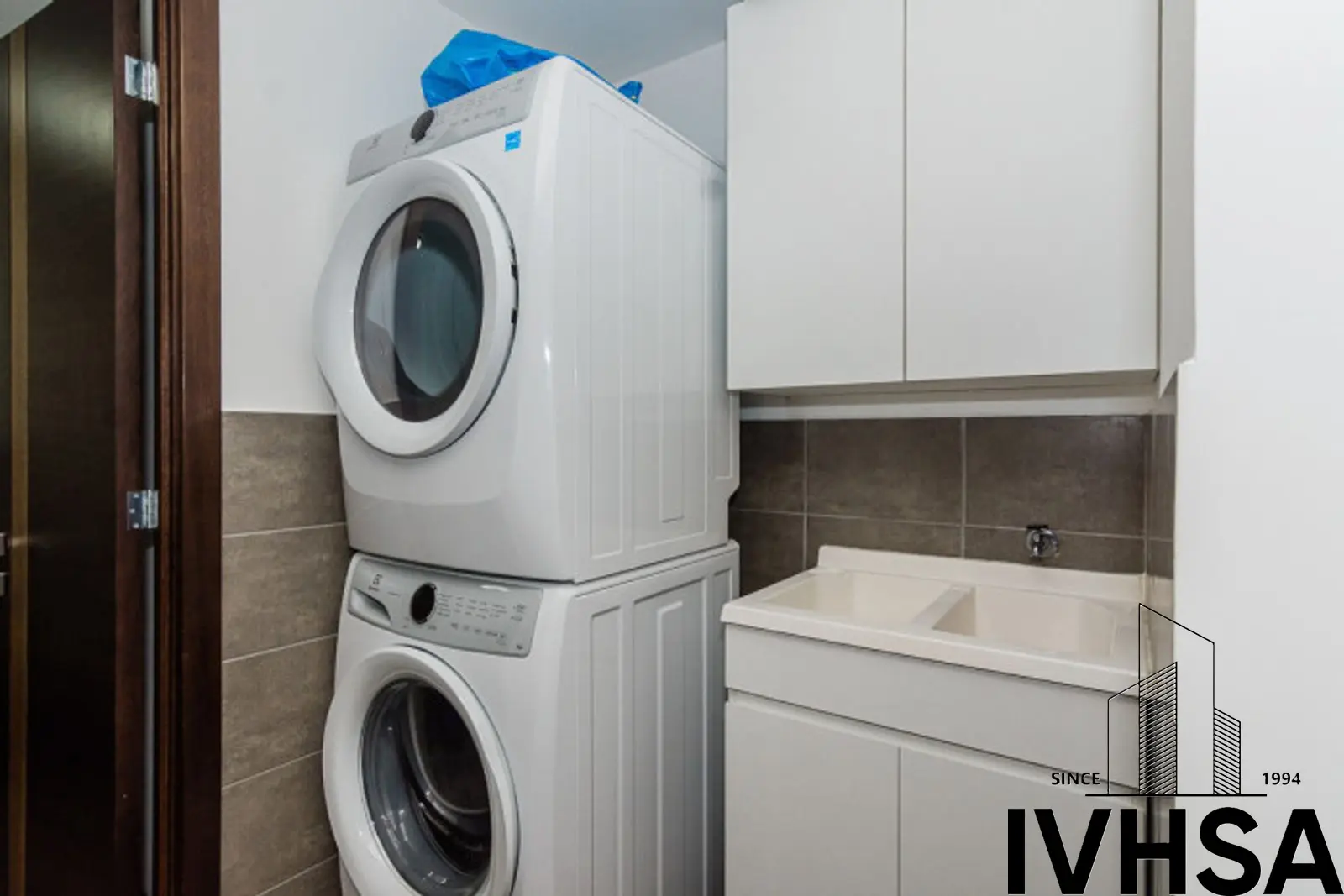 Apartamento de 3 dormitorios en venta en ikōnia zona 14 - foto 14