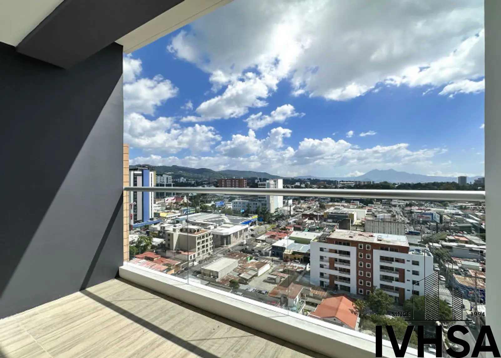Apartamento de 1 dormitorio en venta en zona 10 - foto 4