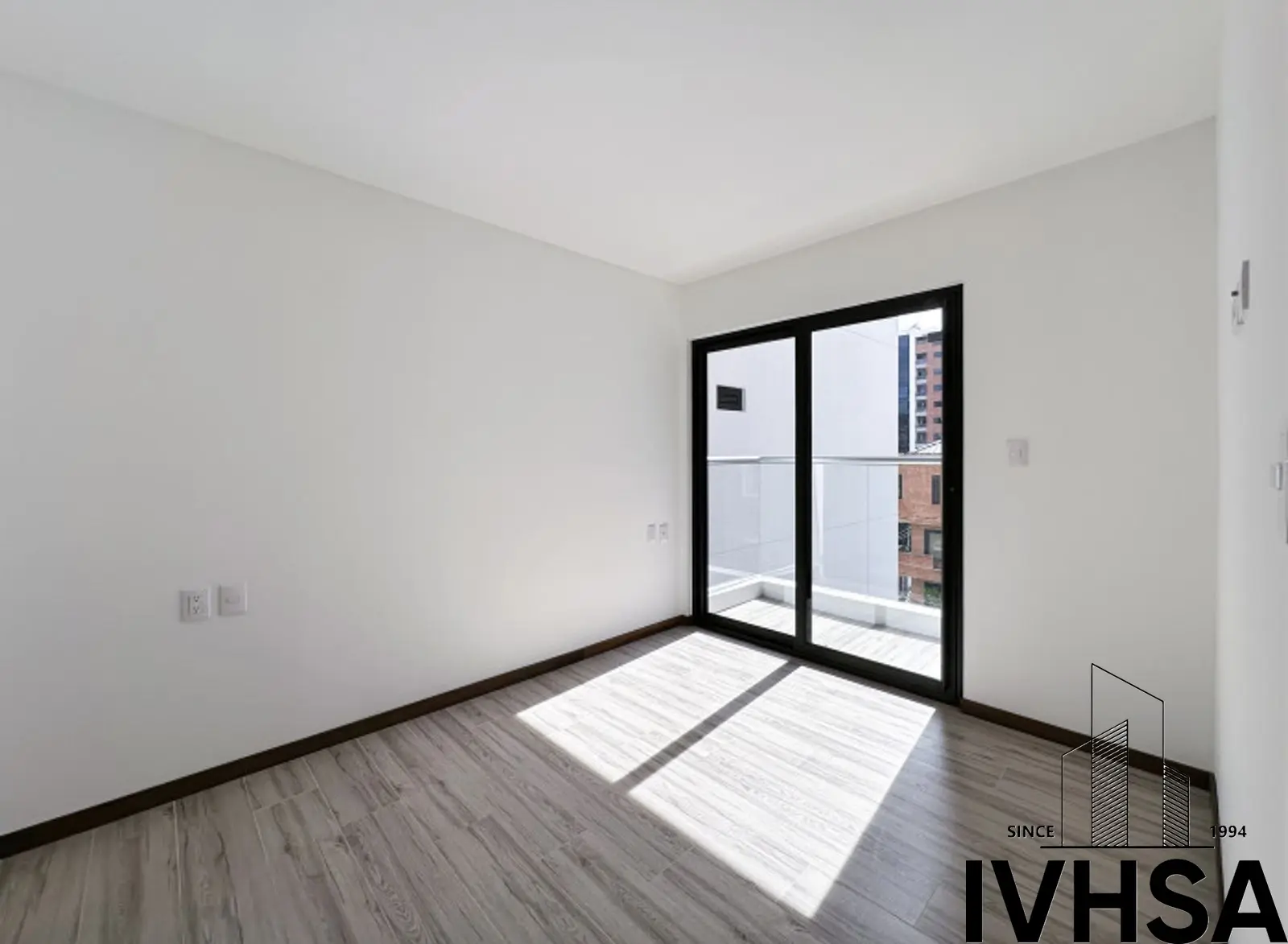 Apartamento en venta en Zona 10 cerca de La Estación - foto 8