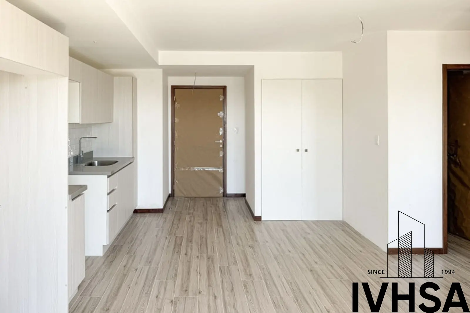 Apartamento de dos dormitorios en venta en zona 10 - foto 3