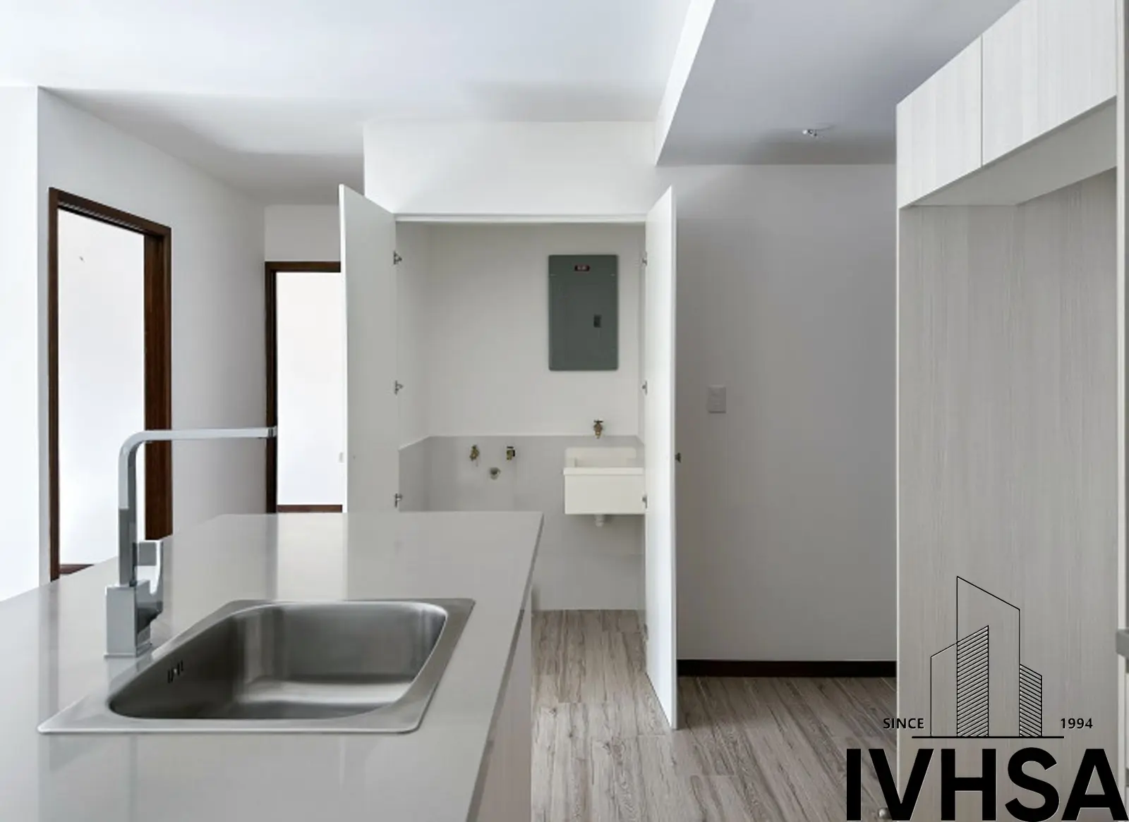 Apartamento en venta en Zona 10 cerca de La Estación - foto 5