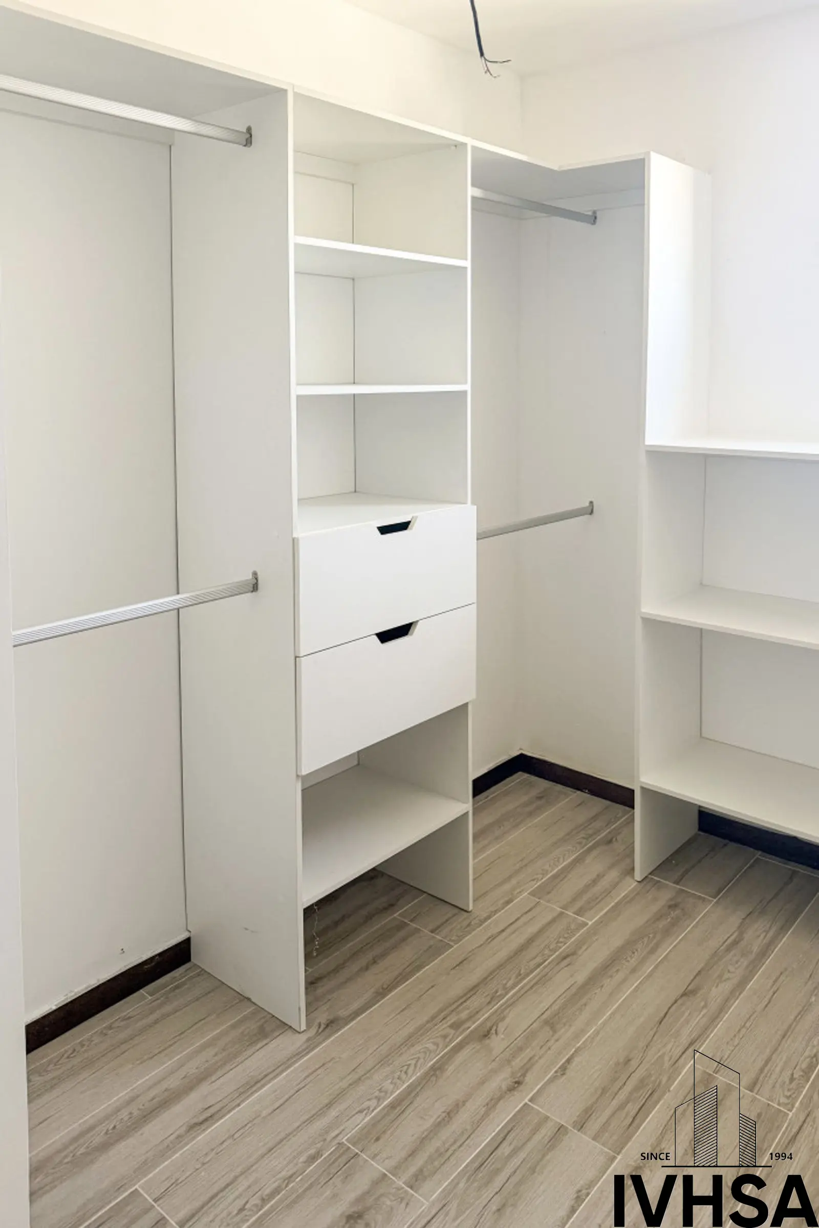 Apartamento de dos niveles en venta en NEO 2 zona 10 - foto 7